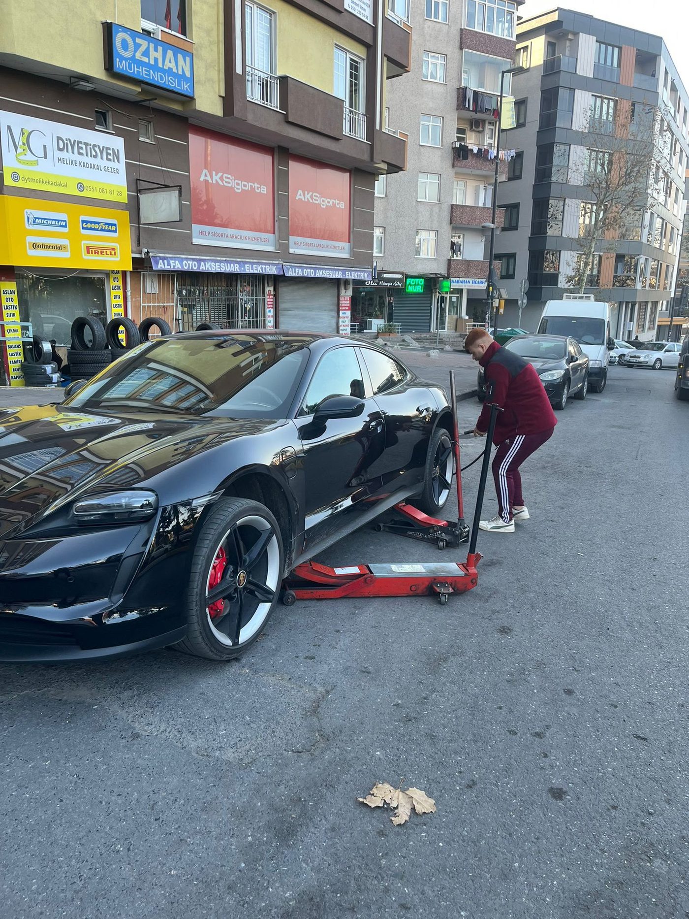 Motosiklet Lastik Yol Yardım