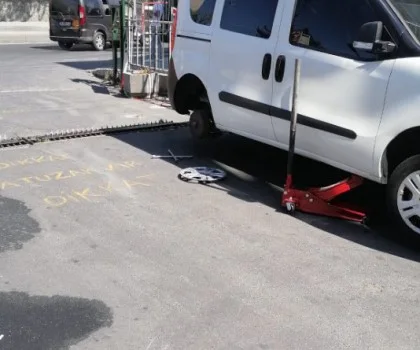 EN YAKIN OTO LASTİK TAMİRCİSİ