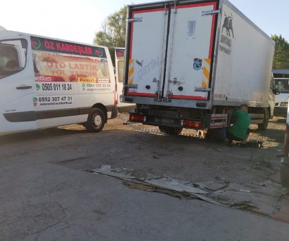 EN YAKIN OTO LASTİK TAMİRCİSİ