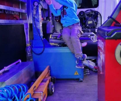 AMBARLI OTO LASTİKÇİ