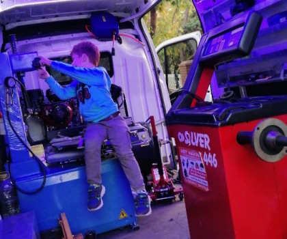 NURİPAŞA OTO LASTİKÇİ